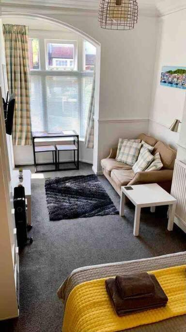 1Studio Avenue House 스카버러 외부 사진